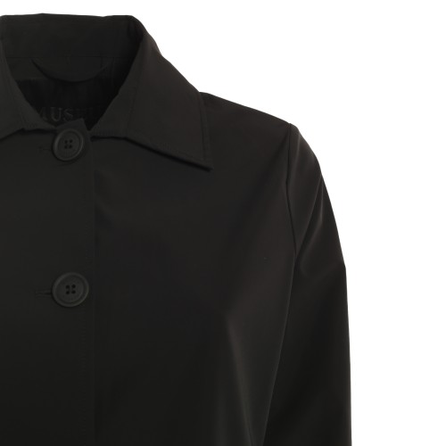 MUSEUM: Tessa giubbino stretch