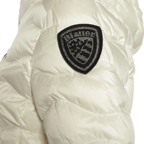 Blauer: Camelia piumino bianco con onde orizzontali