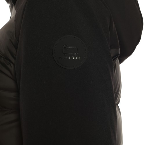 WOOLRICH: Piumino nero in Tech Softshell